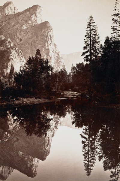 Drei Brüder, Yosemite, Kalifornien von Carleton E. Watkins